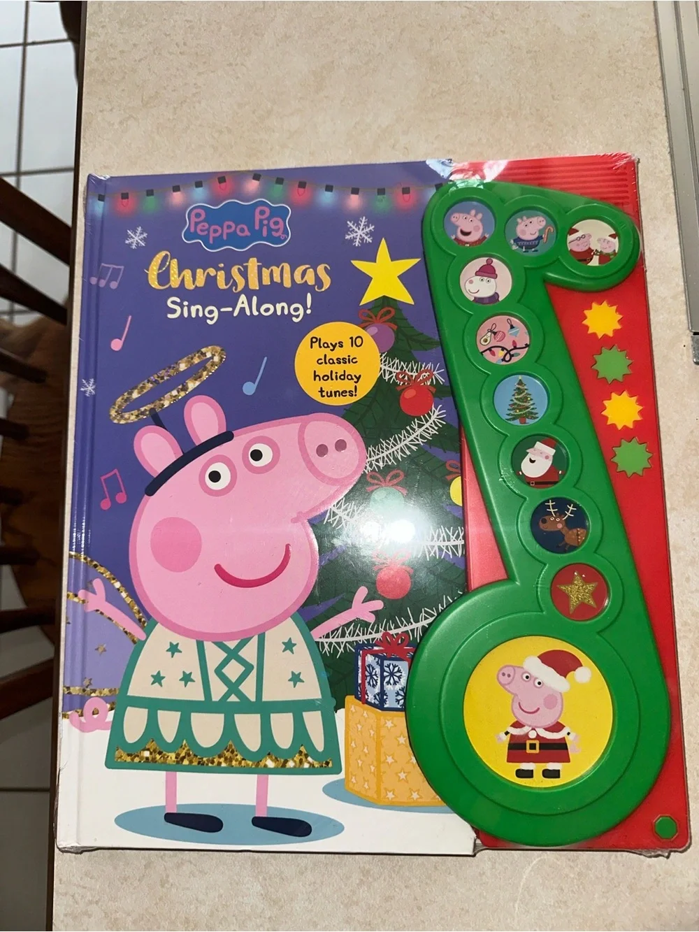 Peppa Pig Purple Green Red Christmas Sing-Along Book